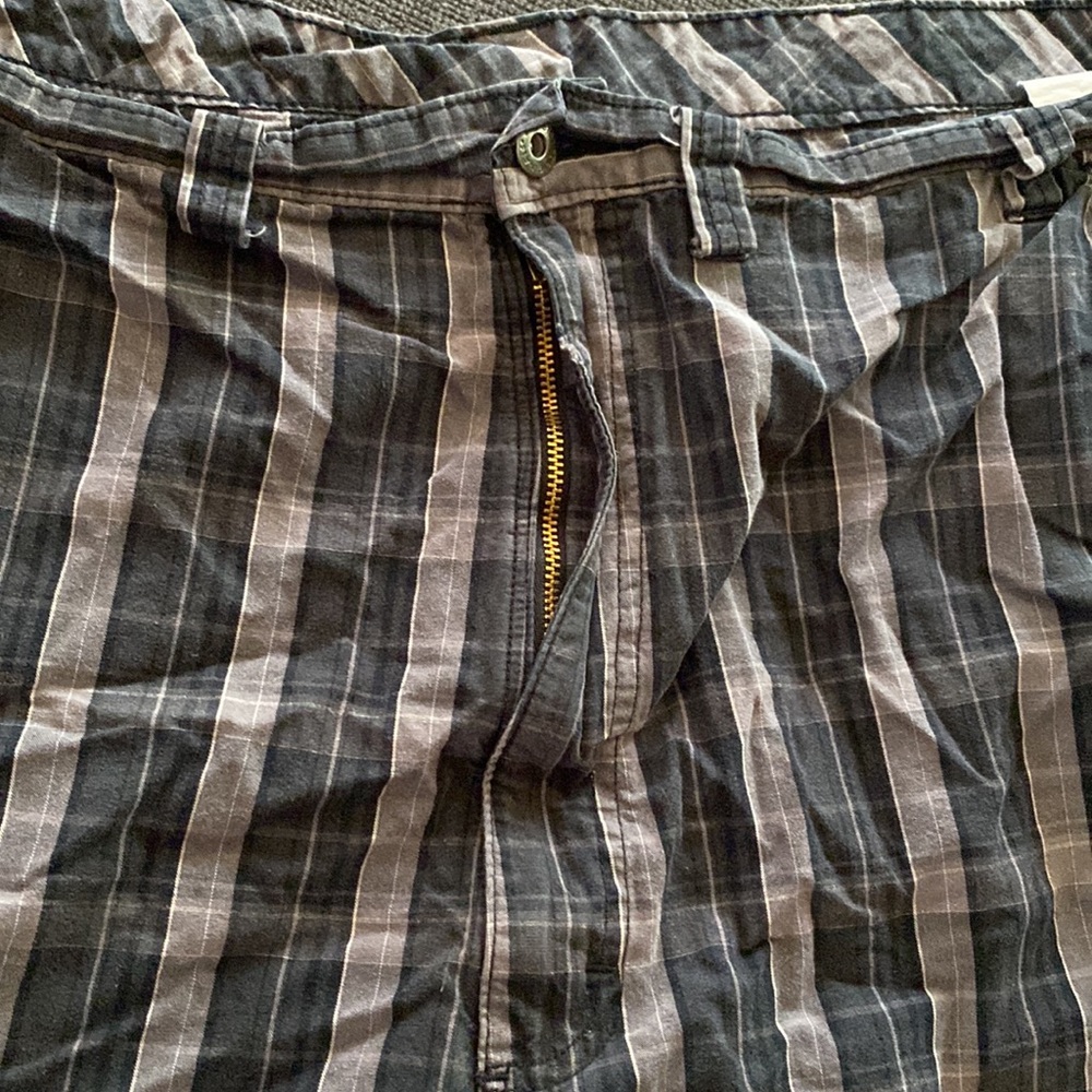 Wrangler Plaid Cargo Shorts size 44 - Picture 2 of 7